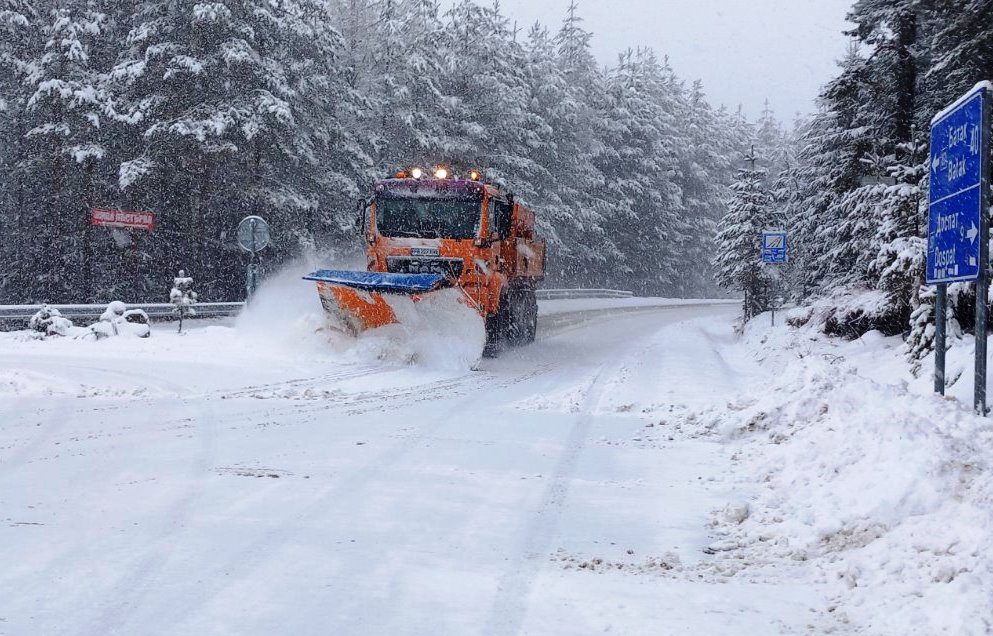 Агенция Пътна инфраструктура апелира шофьорите на които им предстои пътуване