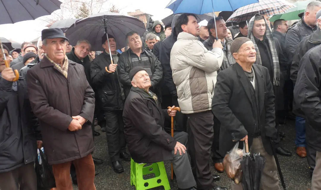 Назми Мюмюнбивш член на Националното ръководство на БСПЧета коментарите че