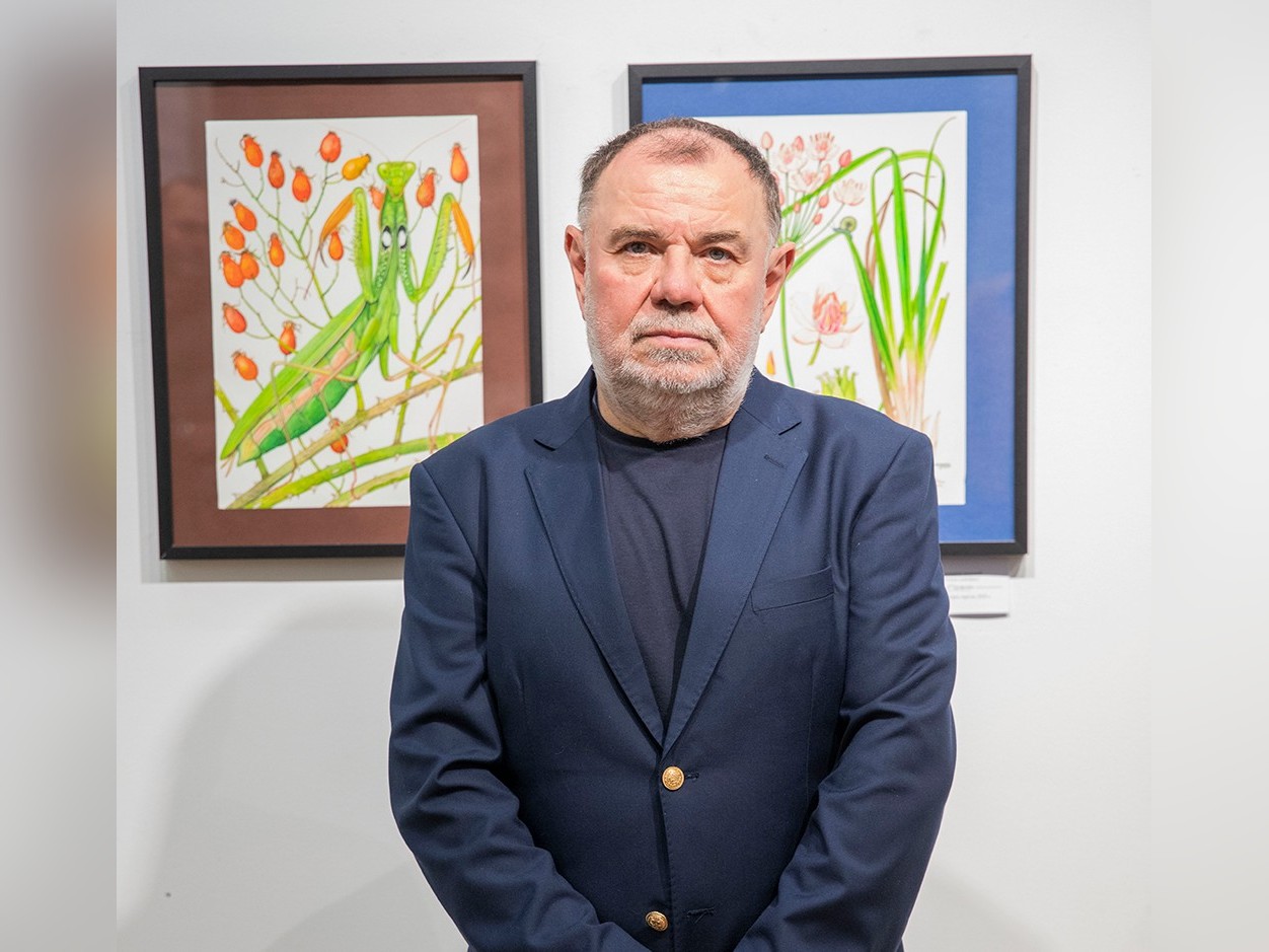 ГЕОРГИ ПЧЕЛАРОВ е роден през 1955 г в Русе През