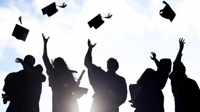 По официални данни до 1989 г България е на четвърто