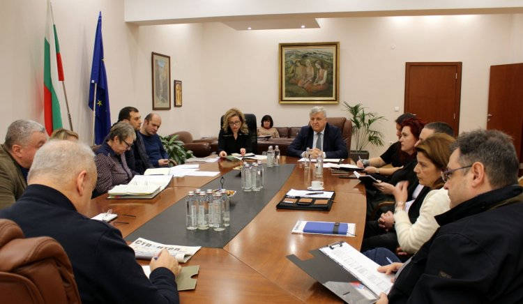 Министърът на околната среда и водите Манол Генов разпореди РИОСВ