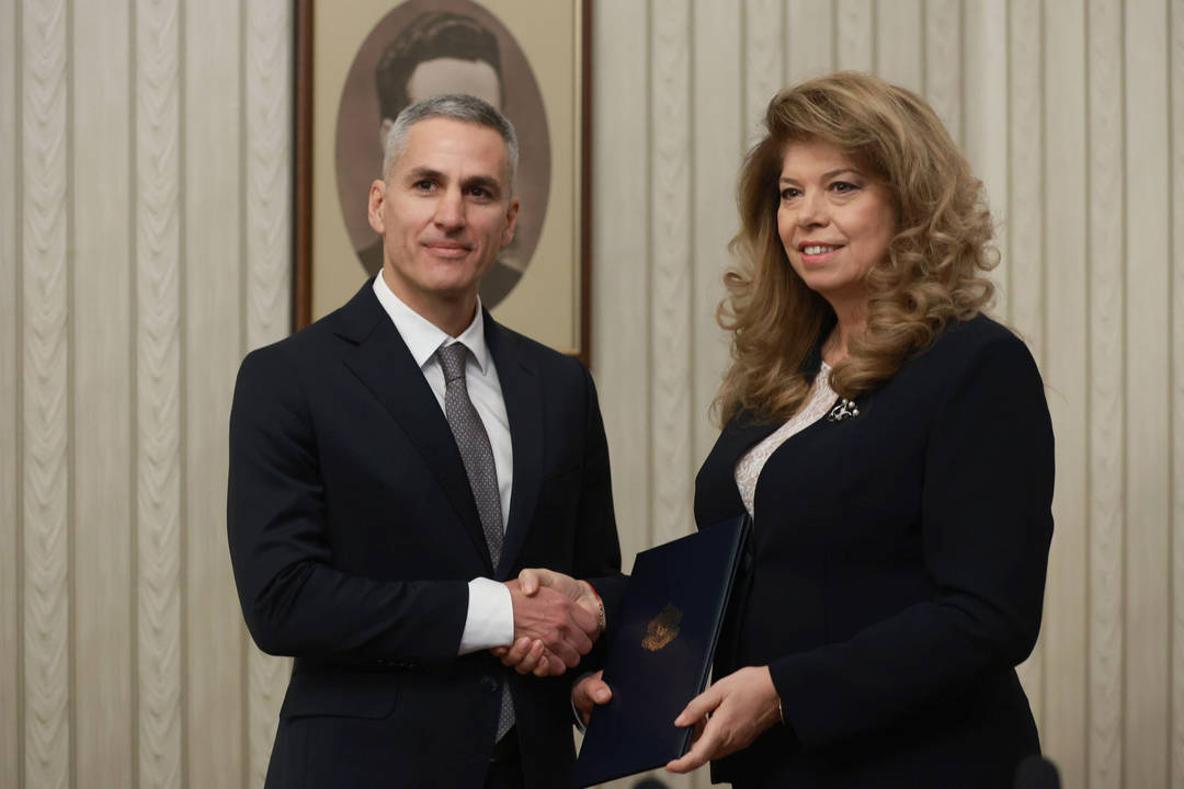 Няма да нося отговорност за служебния кабинет но ще бъда