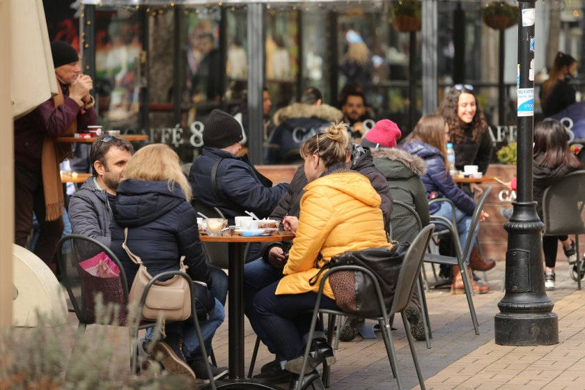 България започна първия месец от членството си в еврозоната със