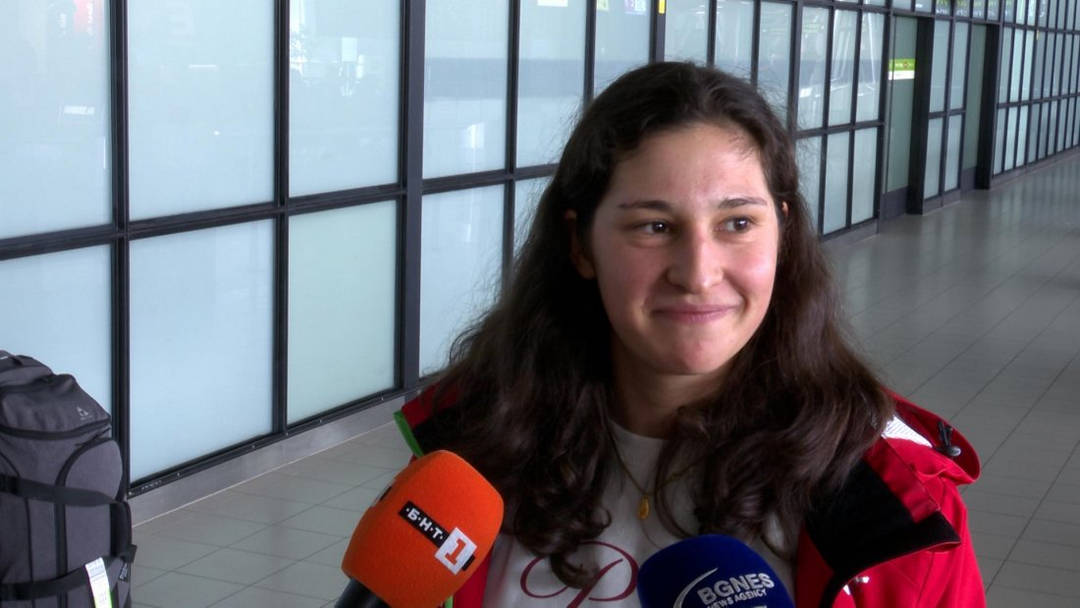 Валентина Димитрова обмисля отказване от биатлона Националката направи признанието при