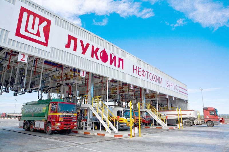 Първият и най важен приоритет е изготвянето на подробен анализ