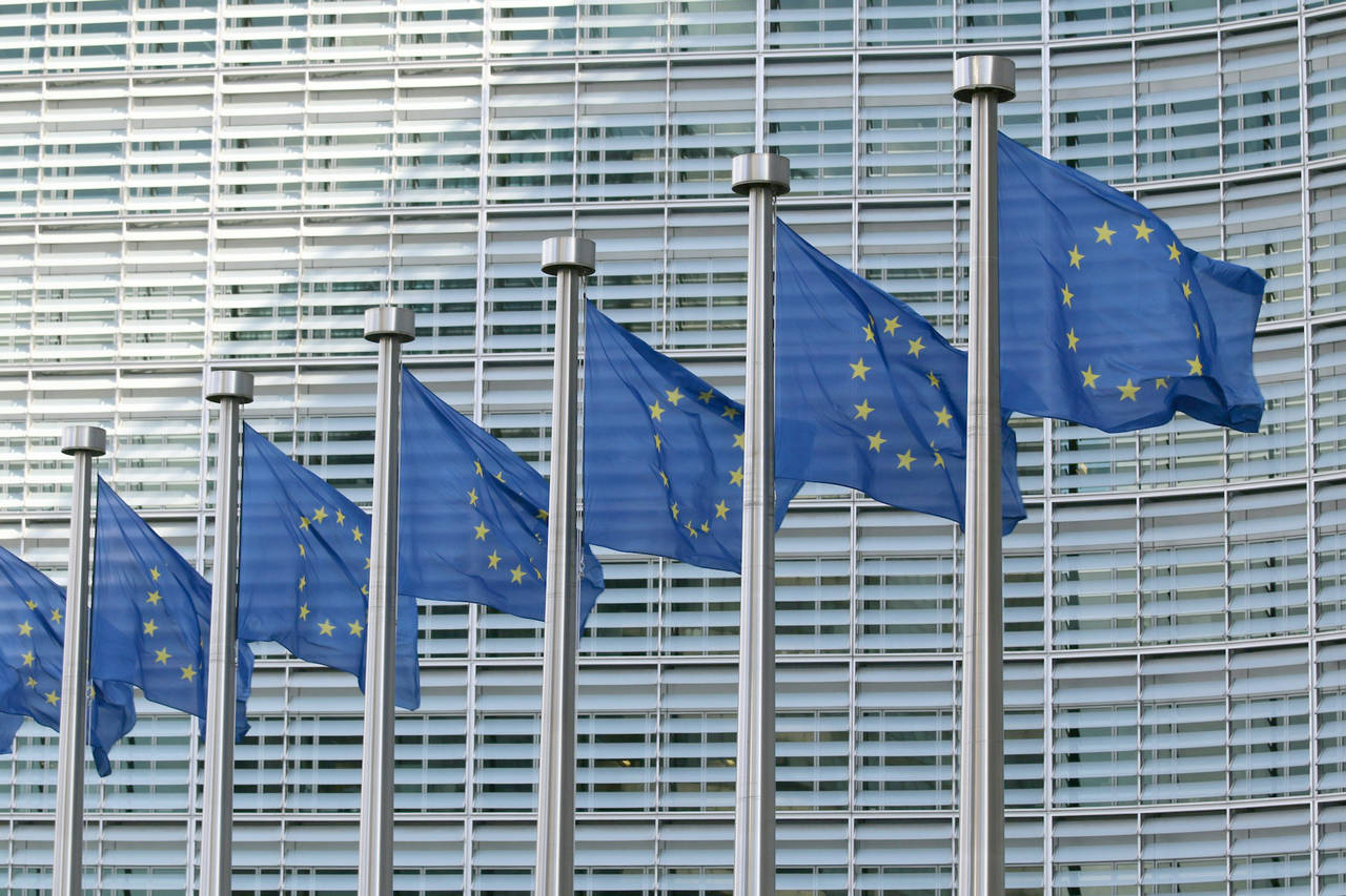 Томас МЬОЛЕР НИЛСЕН EuractivВъпреки че технически не е във война