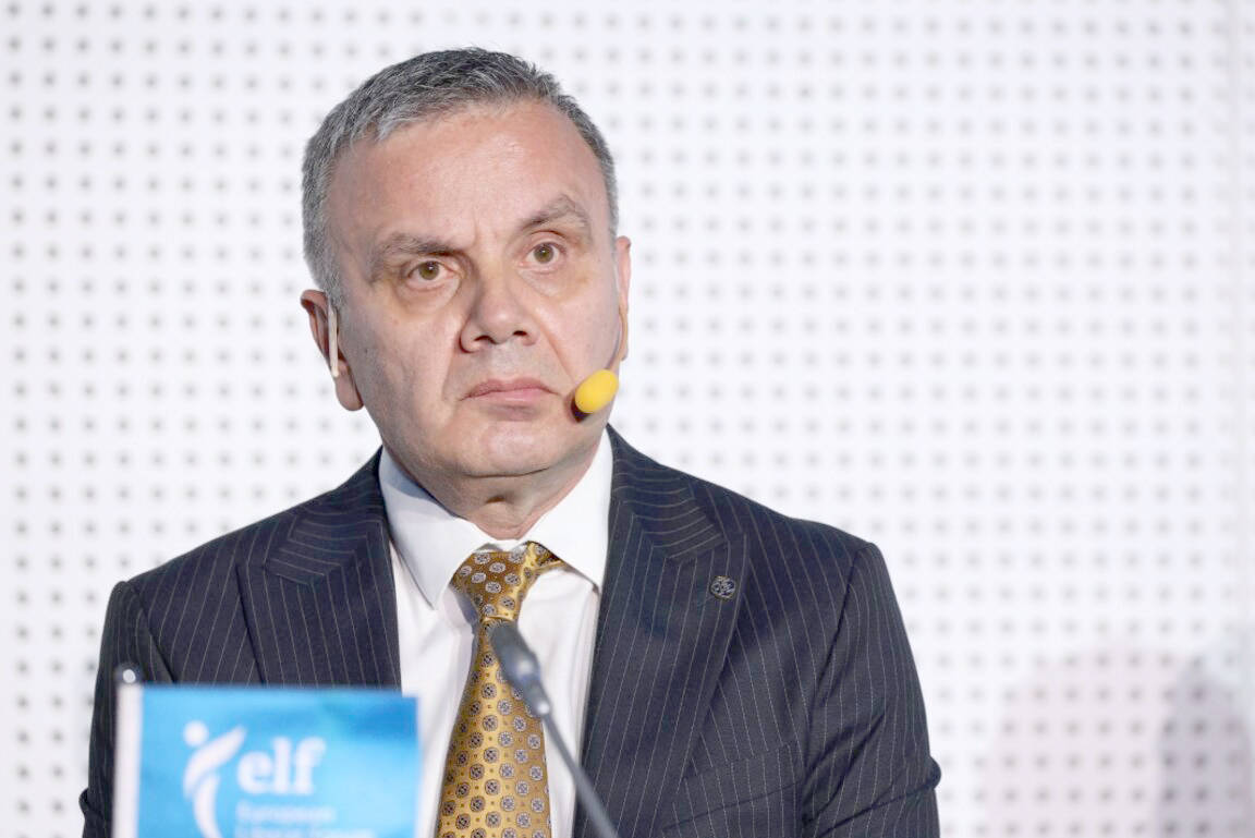 Като държава кандидат за членство в ЕС и член на