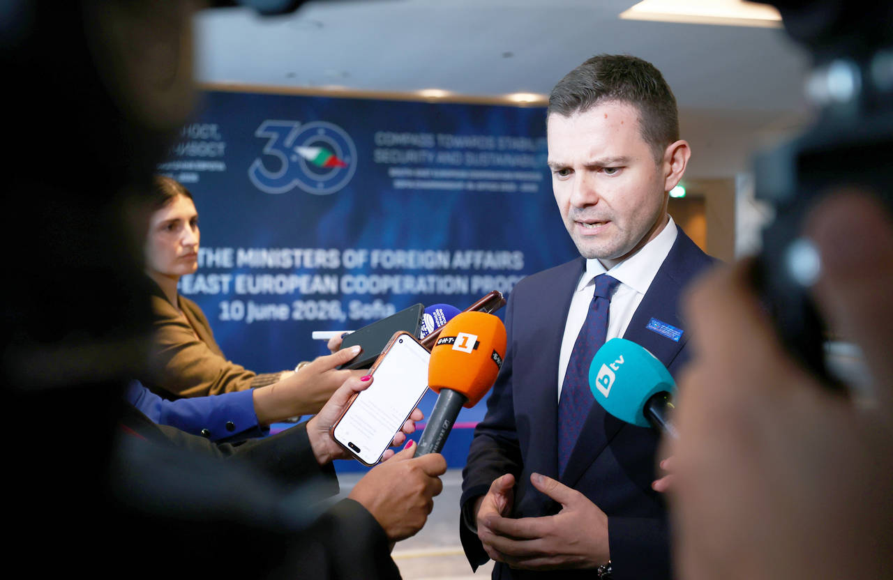 Посланикът на България в РСМ Желязко Радулов е бил извикан