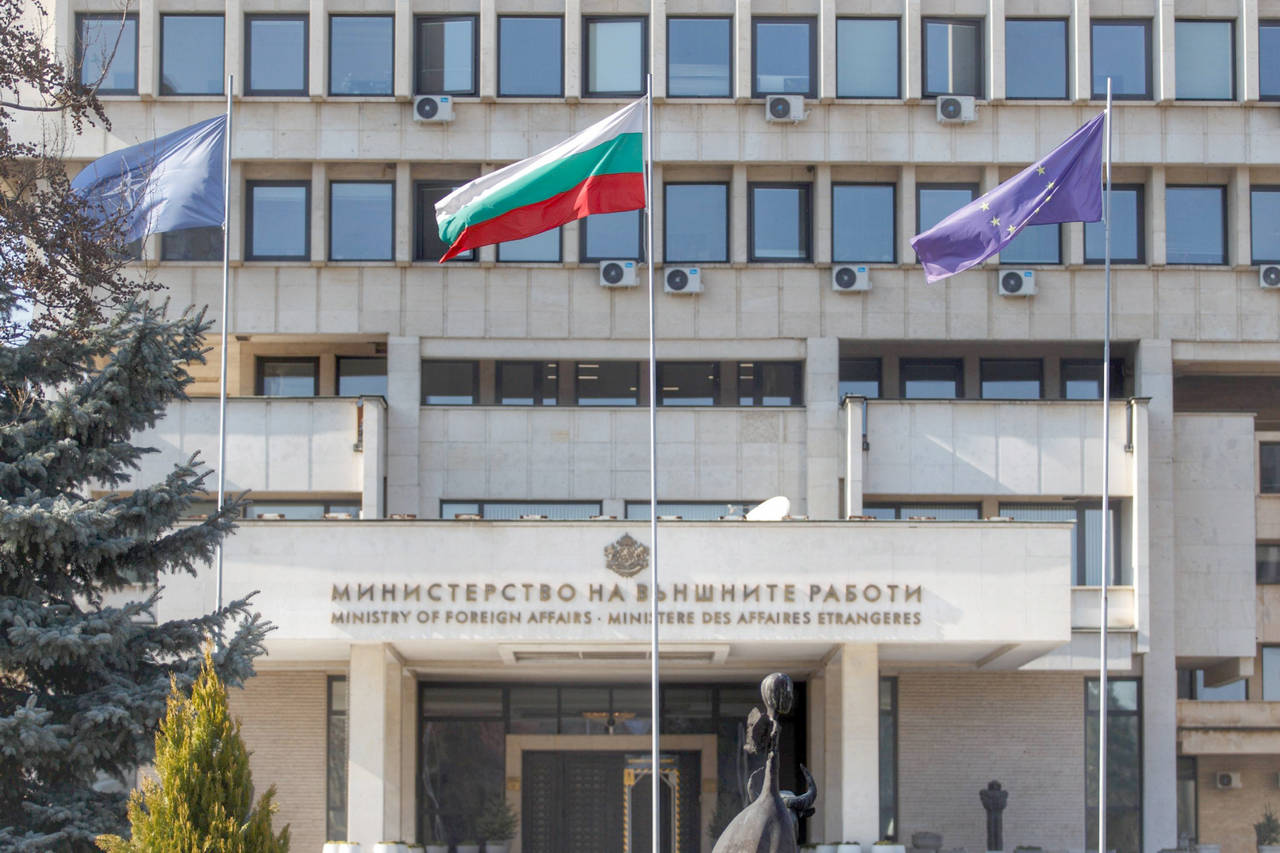 Министерството на външните работи отдава изключително значение на защитата на