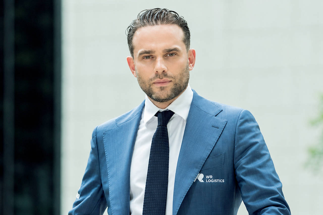 Германският бизнесмен Вадим Розенщайн съобщи в социалната мрежа Екс че