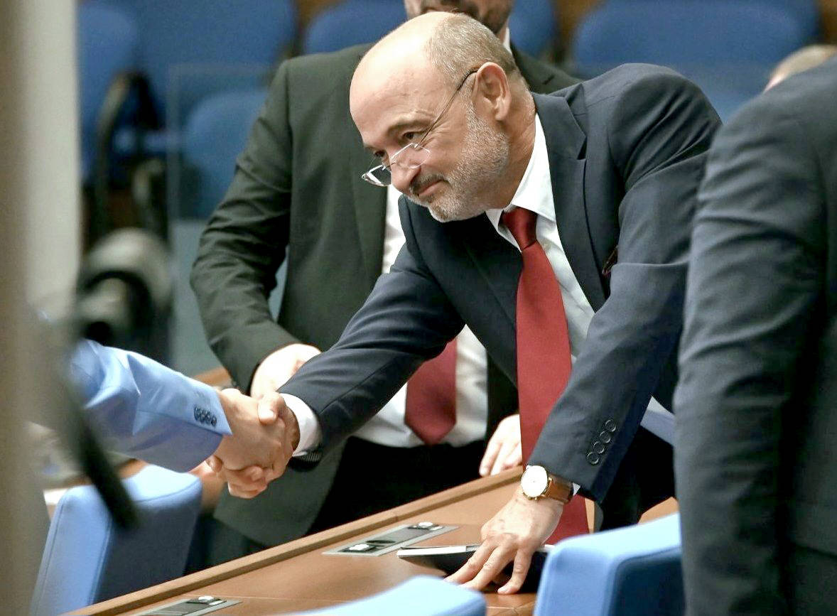 Парламентът избра д р Асен Меджидиев за подуправител на НЗОК