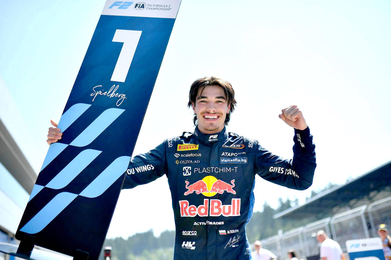 Никола Цолов ще тества болид от Формула 1 тази есен