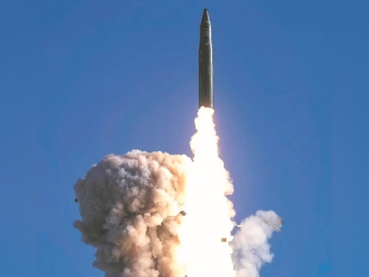 Военноморските сили на Китайската народоосвободителна армия посочиха че днес по