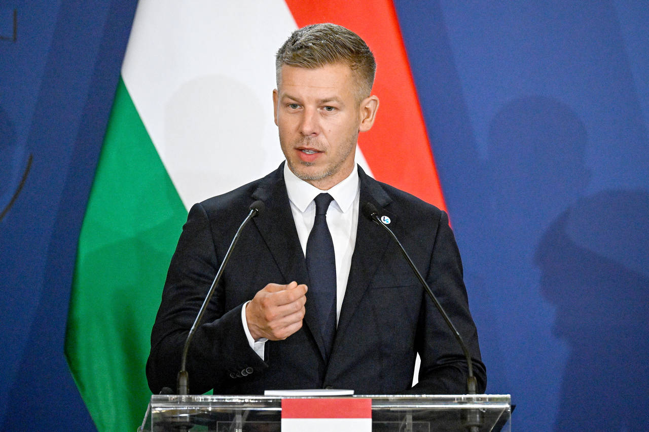 Унгарските обществени медии прекъснаха работата си по заповед на премиера