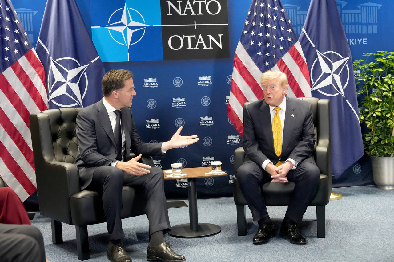 Доналд Тръмп разкритикува всички предишни американски президенти задето не убедиха