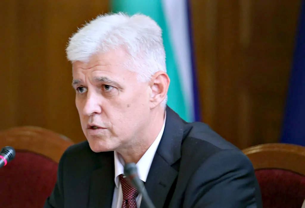 Няма да налагаме вето на 21 я пакет санкции срещу