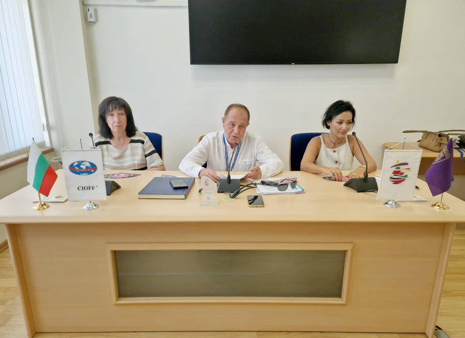 Велико Търново ще посрещне състави от десет държави на 28